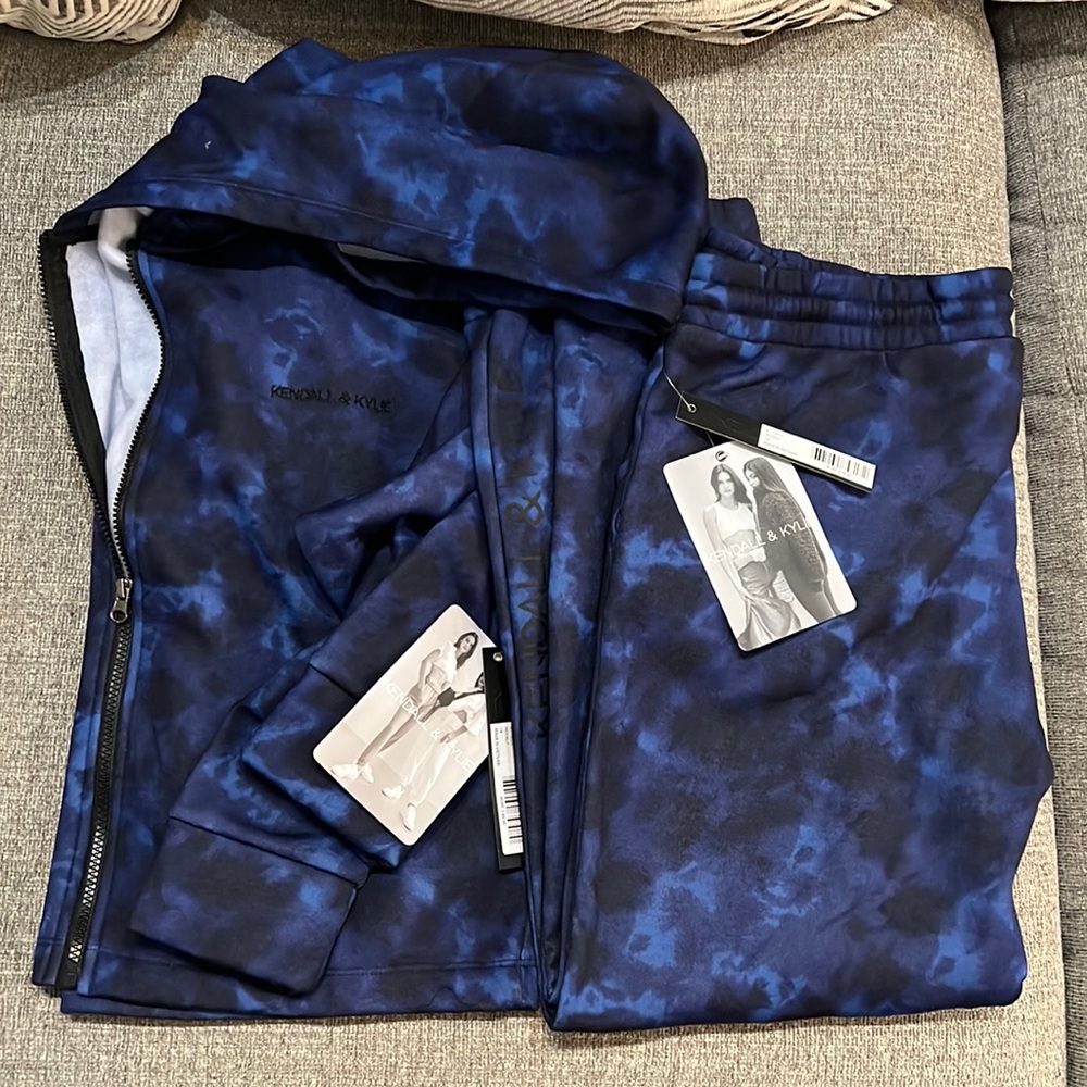 Kendall & Kylie Jogger Set NWT
